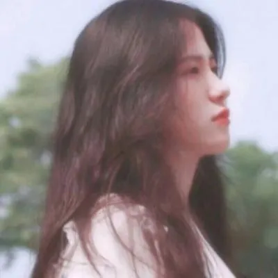 qq头像精选闺蜜一对两张一萌一酷第1张