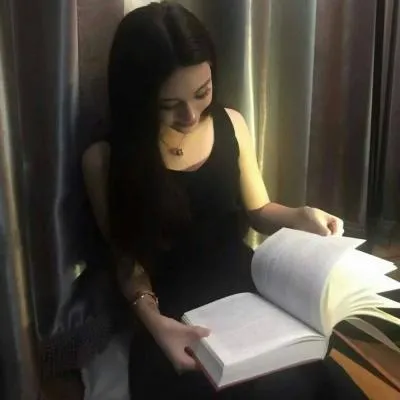 闺蜜两张分开的头像qq一人一张第1张