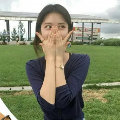 伤感的姐妹头像qq一对两张第1张