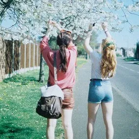 高清女孩QQ头像第1张