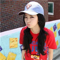 夏天可爱卖萌女生qq头像第1张