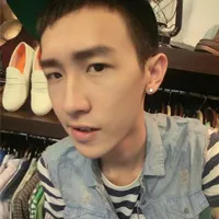 卖萌迷人的正太qq头像第1张