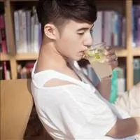 调皮搞怪的qq男生头像最新版的霸气第1张