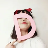 搞怪女生qq个性头像第1张