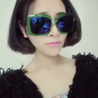 时尚霸气女生qq个性头像第1张