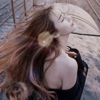 长发女生微信头像大全第1张