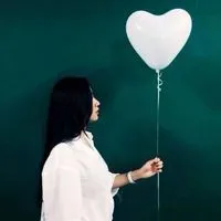 爱生活的女生微信头像第1张