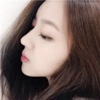 受欢迎的微信头像女生第1张