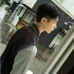 微信帅气男生头像最新版第1张