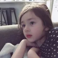 可爱萝莉版女生微信头像第1张