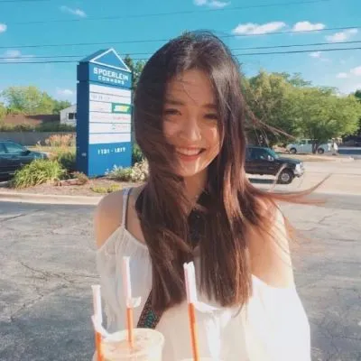 青春可爱惹人爱的萌妹子微信头像高清第1张