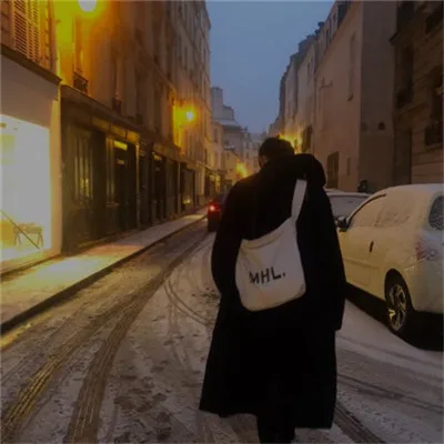 最火微信头像男生高清版第1张