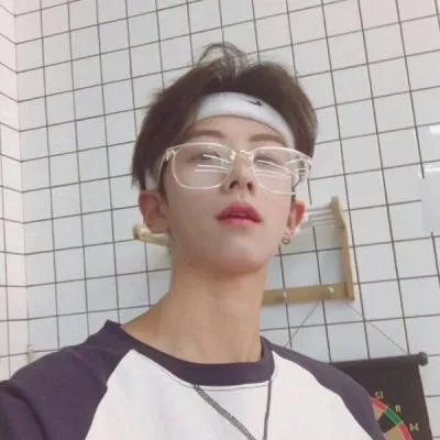 微信头像男生超拽霸气高冷头像第1张