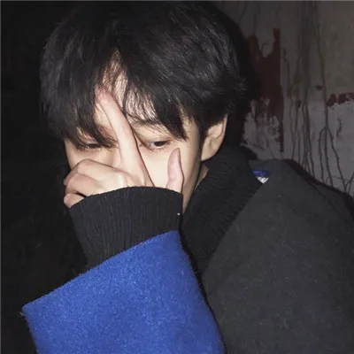 男生微信头像低调成熟大气第1张