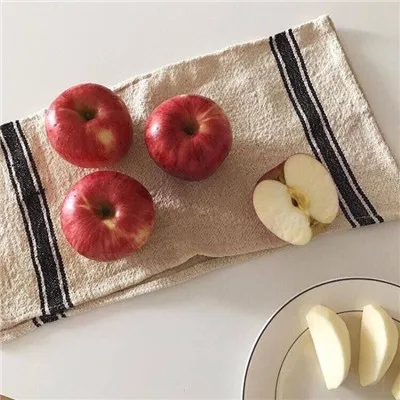 简约食物沙拉微信朋友圈背景头像第1张