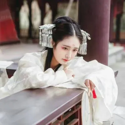 微信古风头像女生简单气质第1张