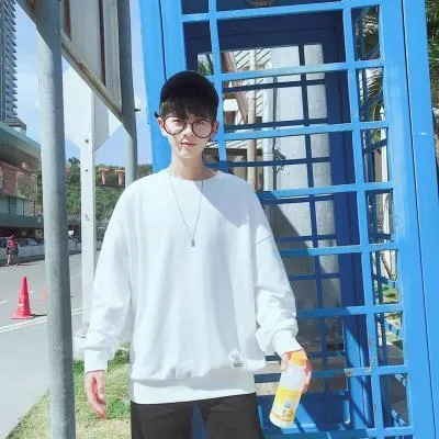 可爱活泼帅气好看的男生微信头像第1张