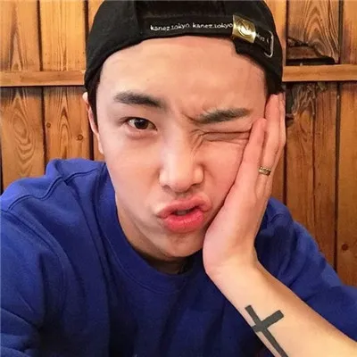 最火微信头像男生潮男第1张