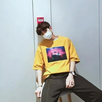 高清帅气超有范的微信帅哥头像第1张