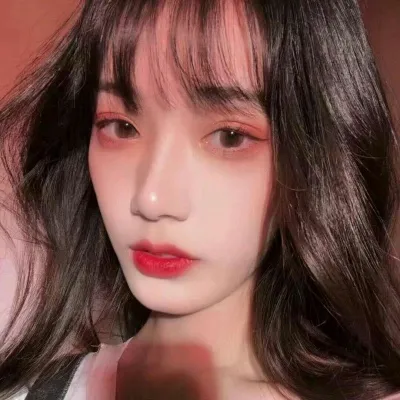 微信御姐头像高冷有气质第1张