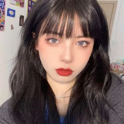 微信女生头像成熟性感第1张