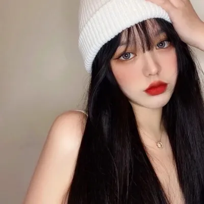 超有个性酷酷的女生微信头像第1张