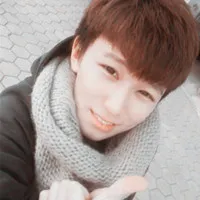 时尚帅气的大男孩扣扣头像第1张