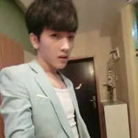 非主流帅气的男生qq头像第1张