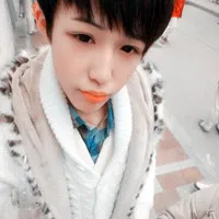 阿宝色男生头像第1张