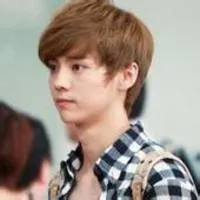 帅气qq男生头像超拽第1张