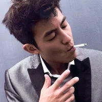 唯美帅气的qq男生头像第1张