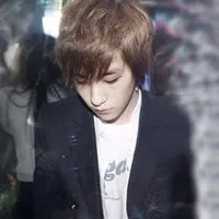 帅气耍酷男生非主流qq头像第1张