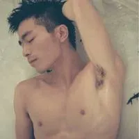 成熟魅力的qq男生头像第1张