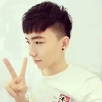 干净男生头像第1张