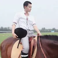 qq男生头像霸气不带字第1张