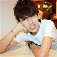 很娘的qq男生头像第1张