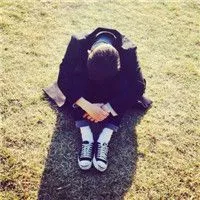 伤感意境男生qq头像第1张