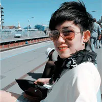 阳光男孩个性空间QQ头像第1张