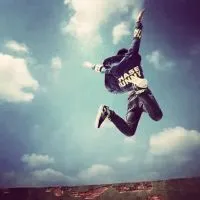 qq头像男生背影帅气全身图片精选第1张