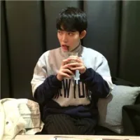 网最新男生霸气头像超拽轻狂第1张