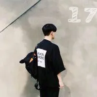 伤感qq男生头像背影帅气冷酷第1张