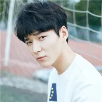 比较时尚帅气优雅的男生头像第1张