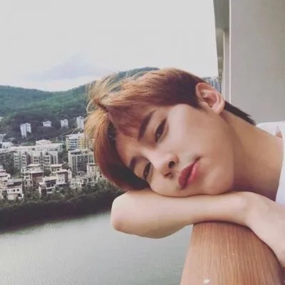 有意境伤感的男生个性头像第1张