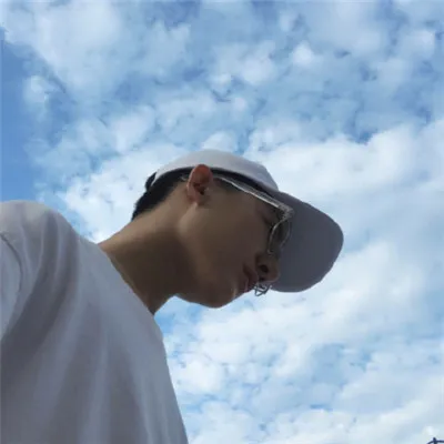 颓废伤感的男生头像个性精选第1张