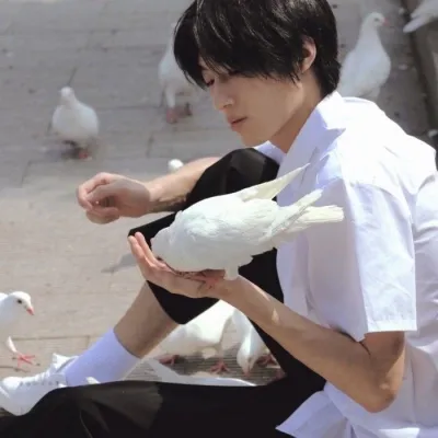 很酷很潮的比较特别又比较好看的男生头像第1张