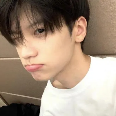 文艺范搞怪的帅气男生头像合集2021第1张