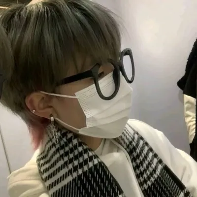 最新版侧颜帅气男生霸气头像合集第1张