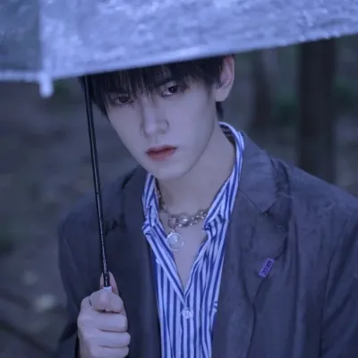 2021最新超级帅气的清新男生头像第1张