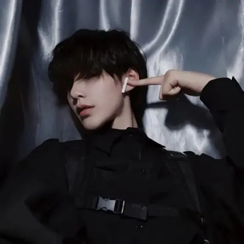 酷酷男生头像真人第1张