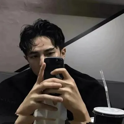 男生超A神仙头像第1张